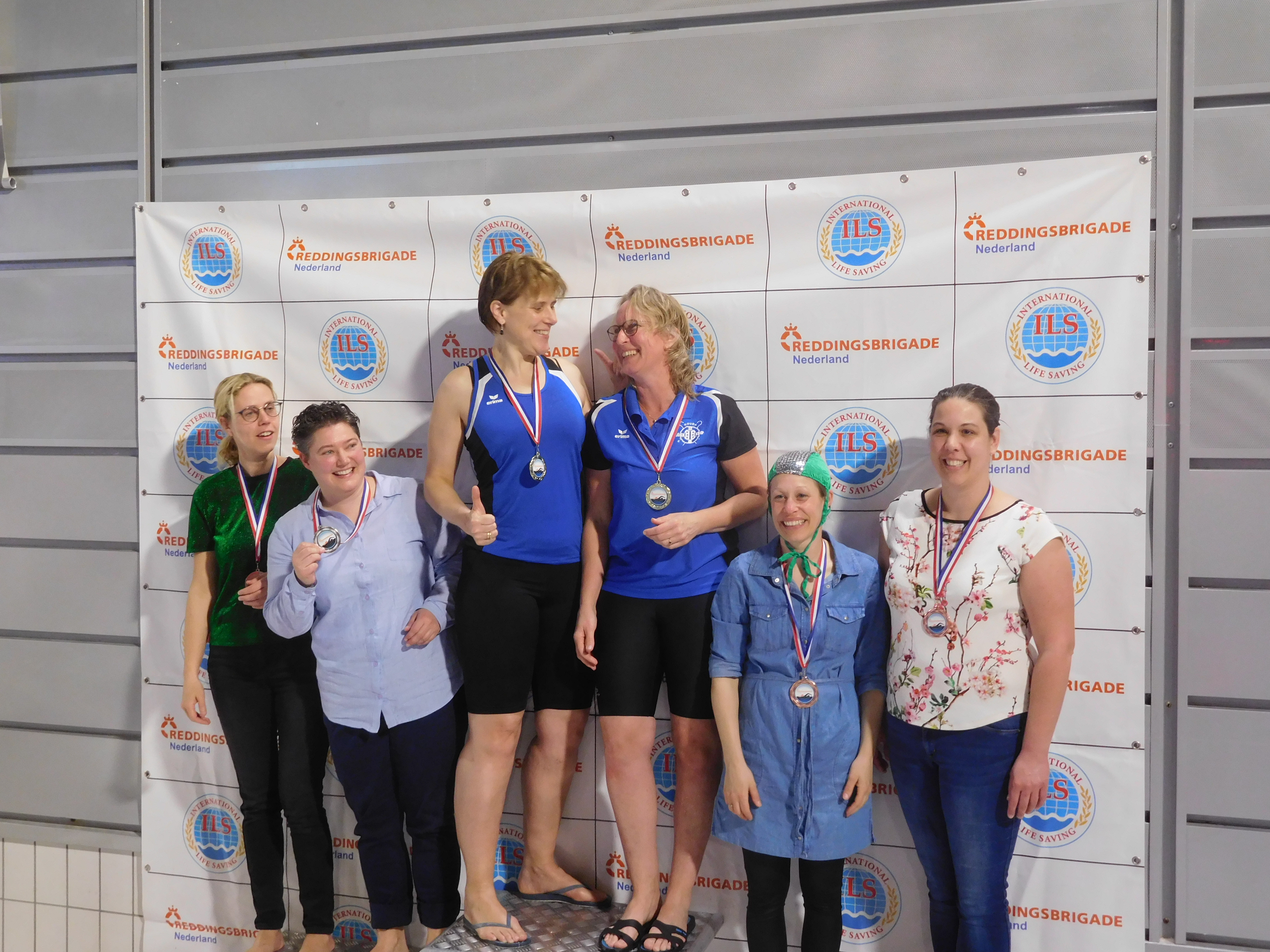 het podium van het NK line-throw dames masters